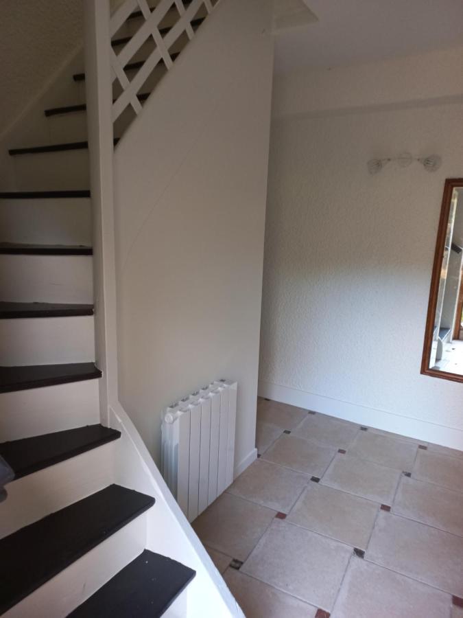 L'Eglantyne Bed & Breakfast La Chapelle-de-Guinchay Dış mekan fotoğraf